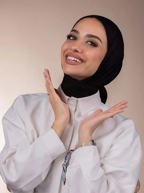 Triangular shaped hijab