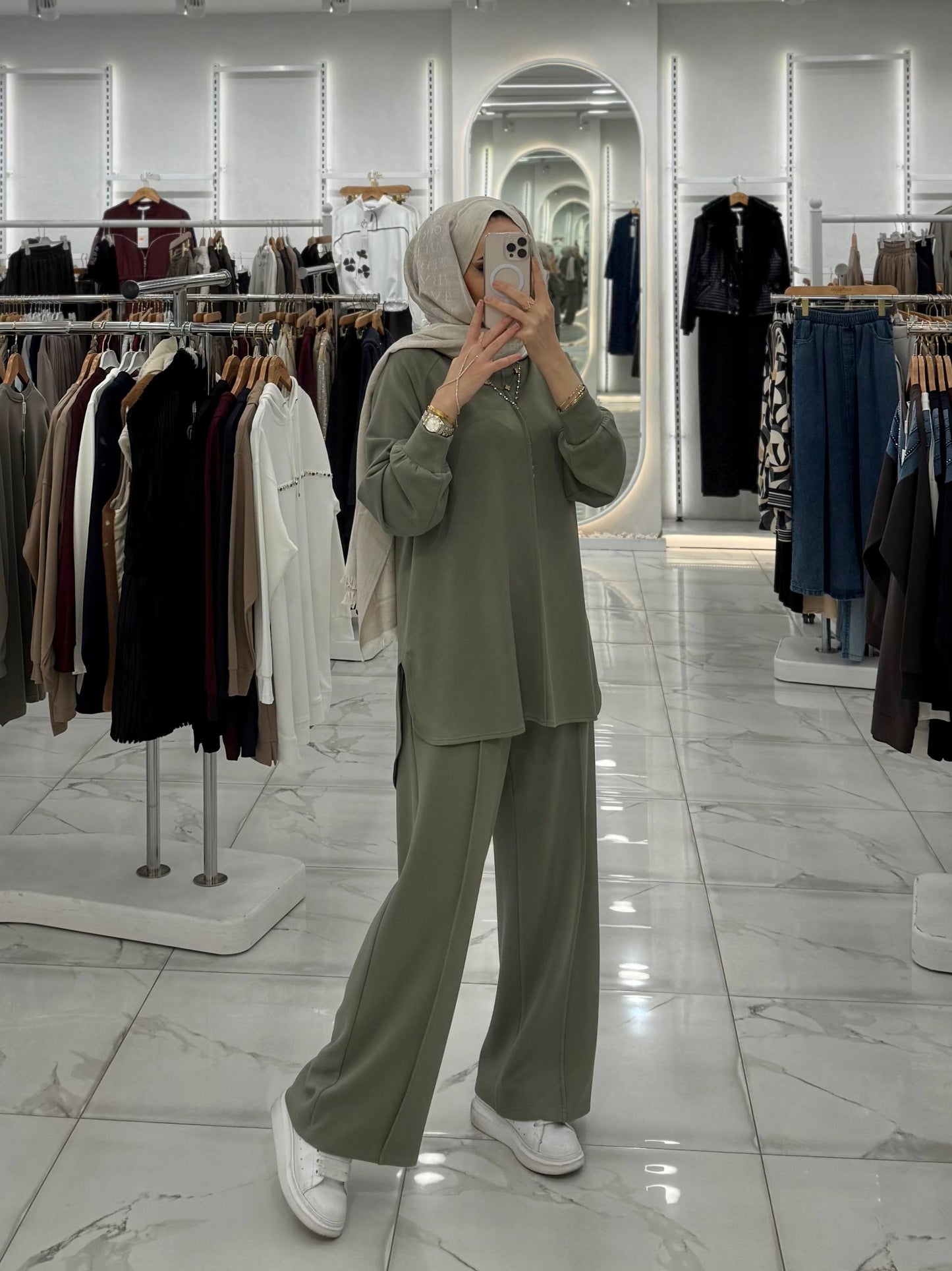 Oisho Sport Set With Line