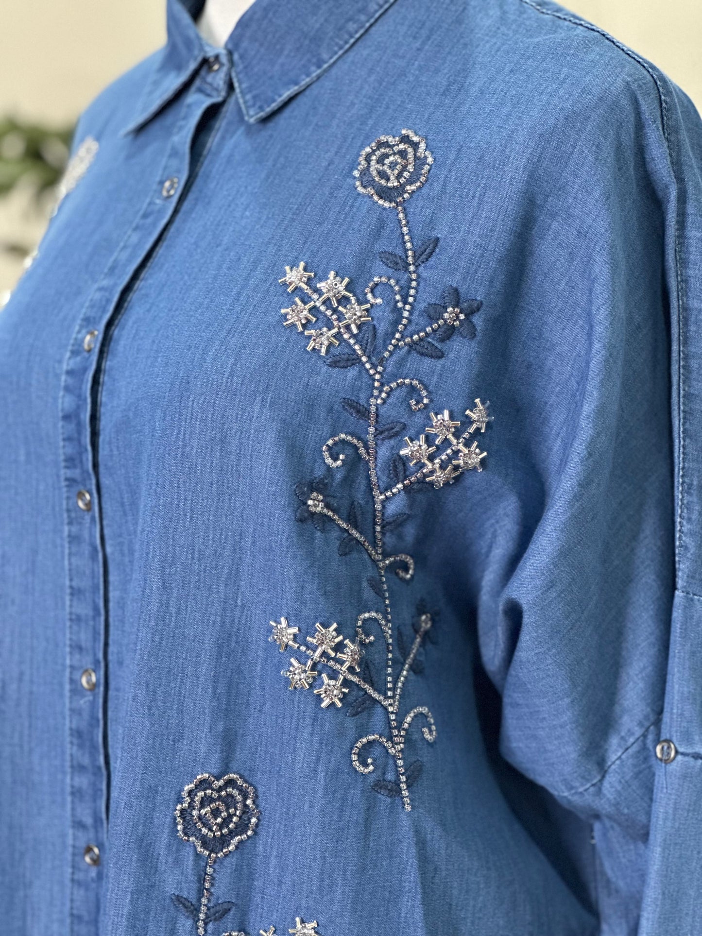 Flowers Shirt✨🩵 (2 Colours)