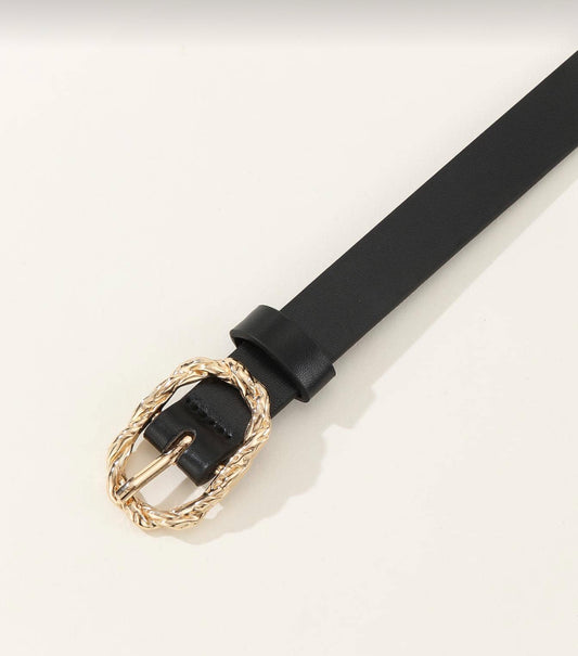 Elegant Black Leather Belt with Gold Textured Buckle – Classic and Stylish