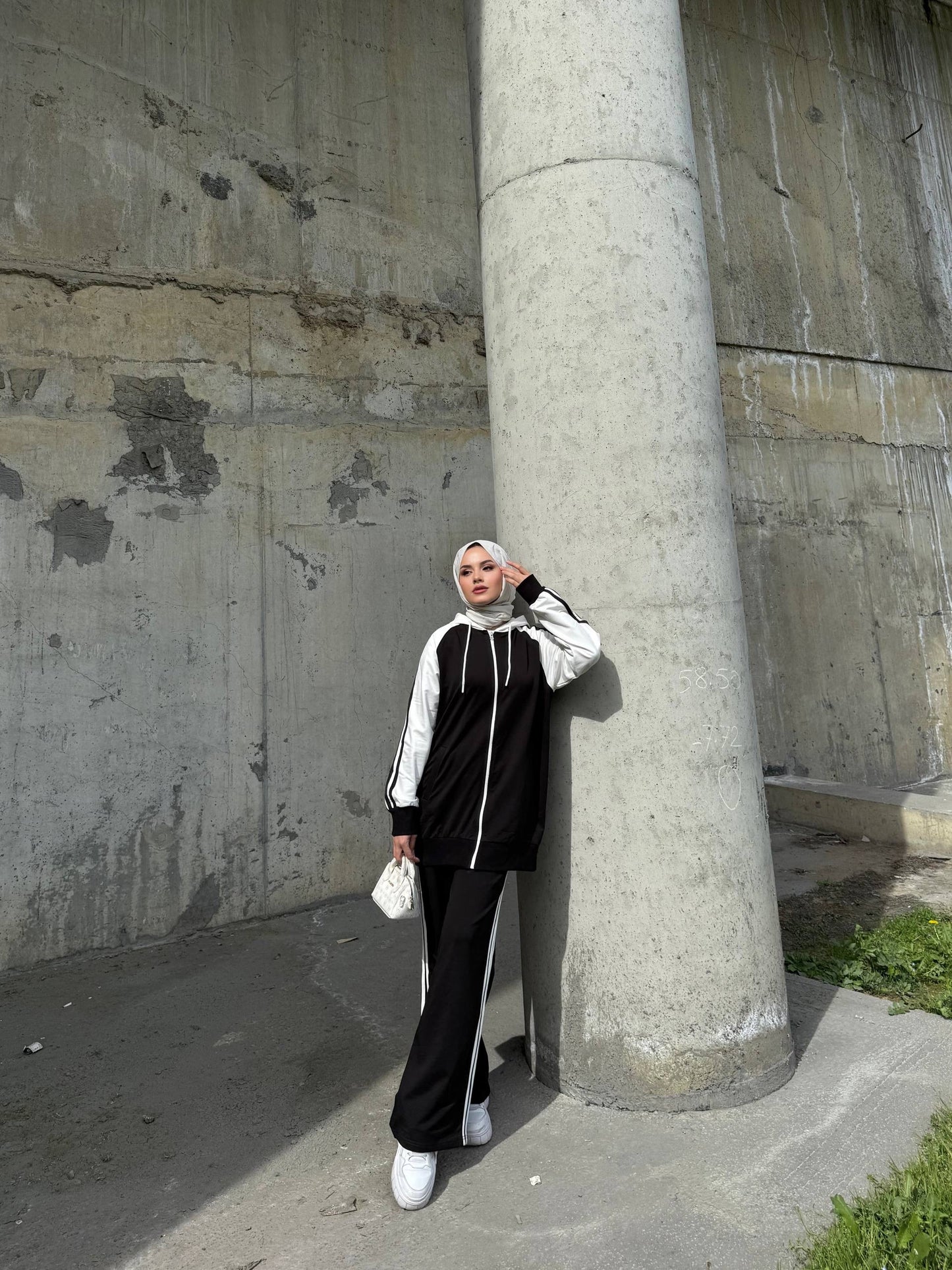 Classic Zip-Up Cotton Set