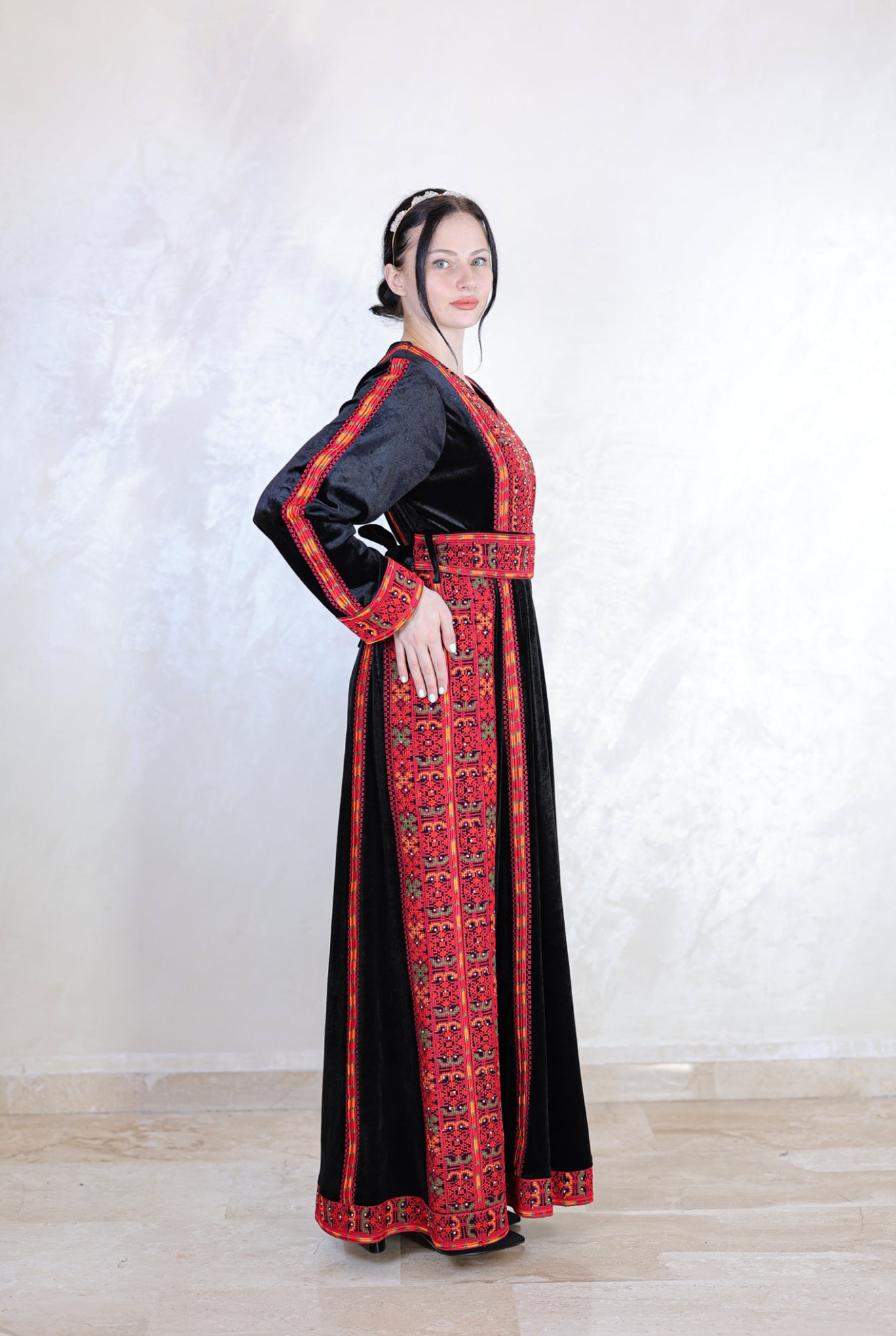 Thobe Breeze of Palestine (Velvet)