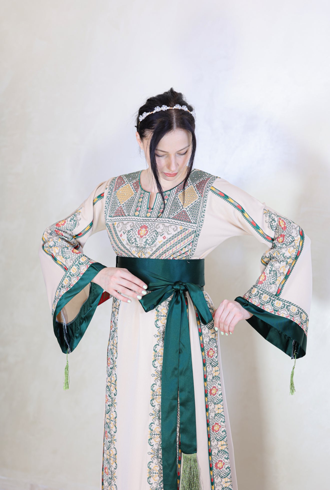 Thobe Ghusn AlZaytoun