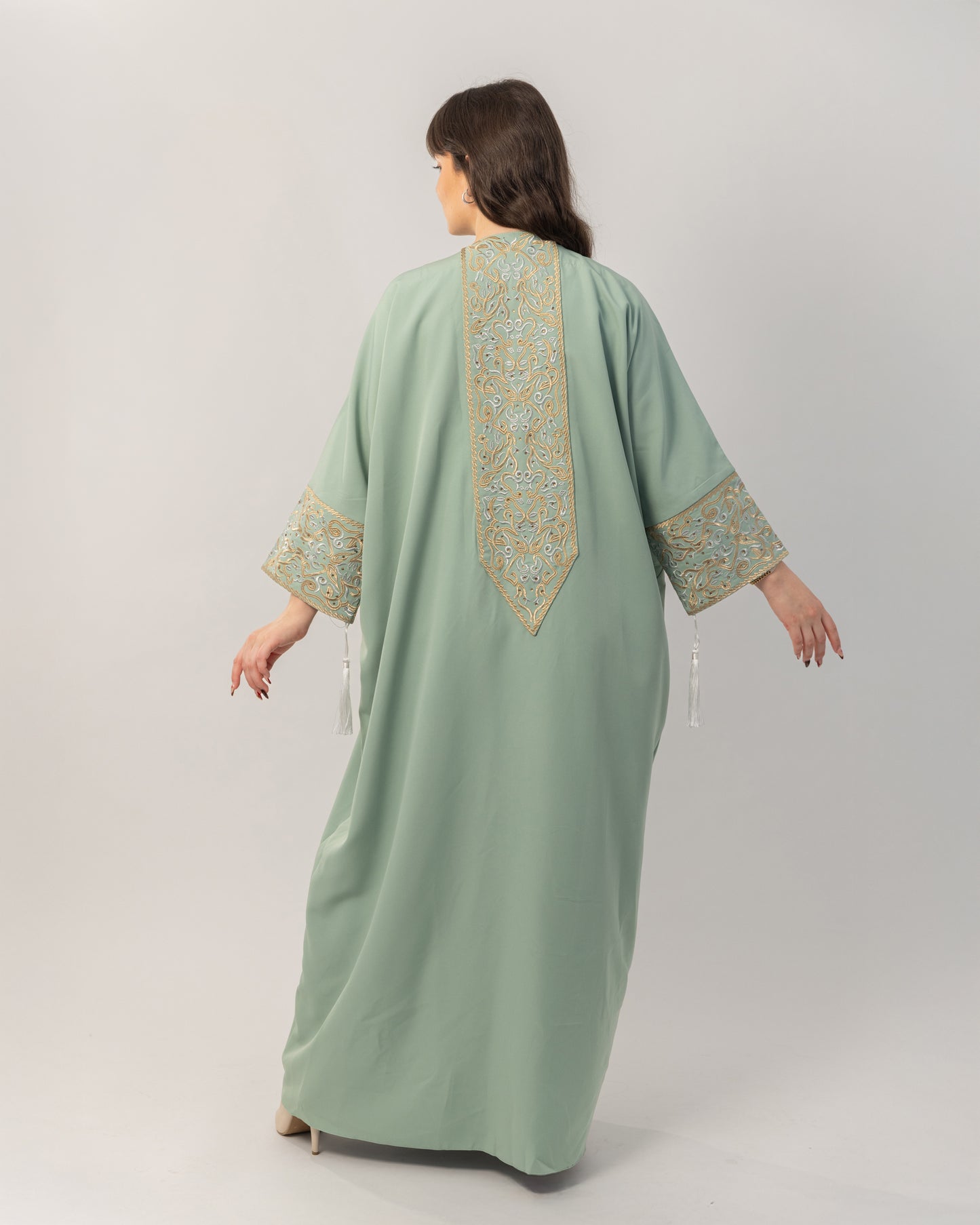 عباية نَسيم — Naseem Abaya