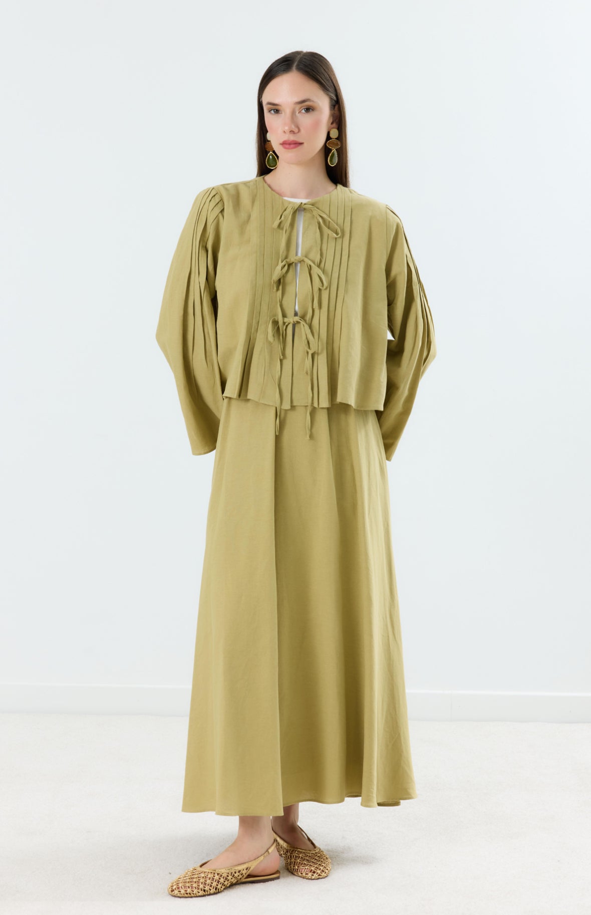 Olive Tie-Front Set with Wide Sleeves (Light Linen)