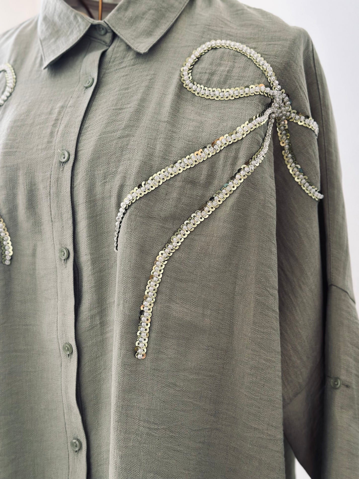 Luxe Bows Shirts | قميص أناقة الفيونكات