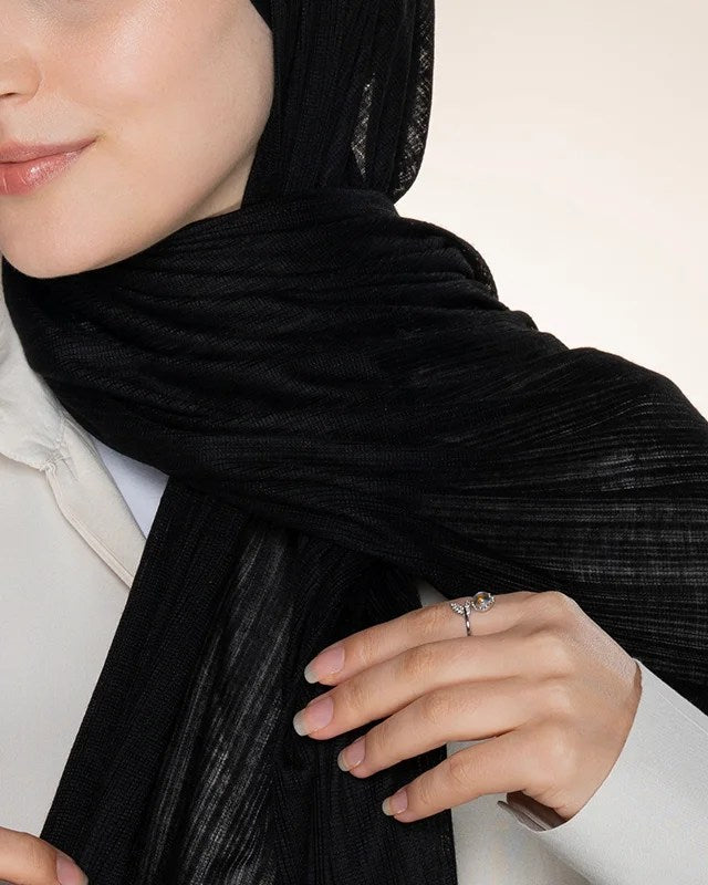 Al-Lolah hijab