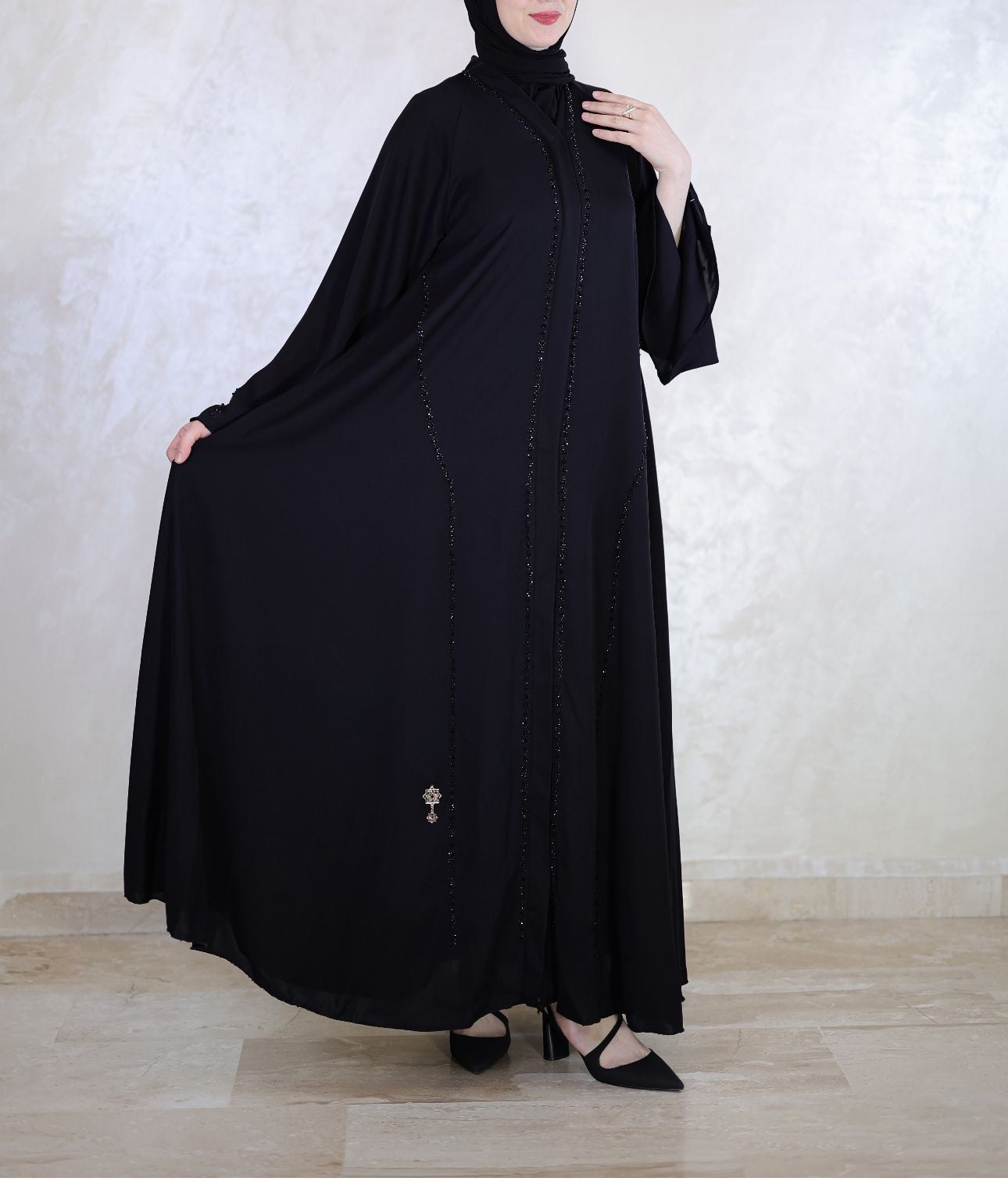 Floral Lines Luxe Abaya - with shal