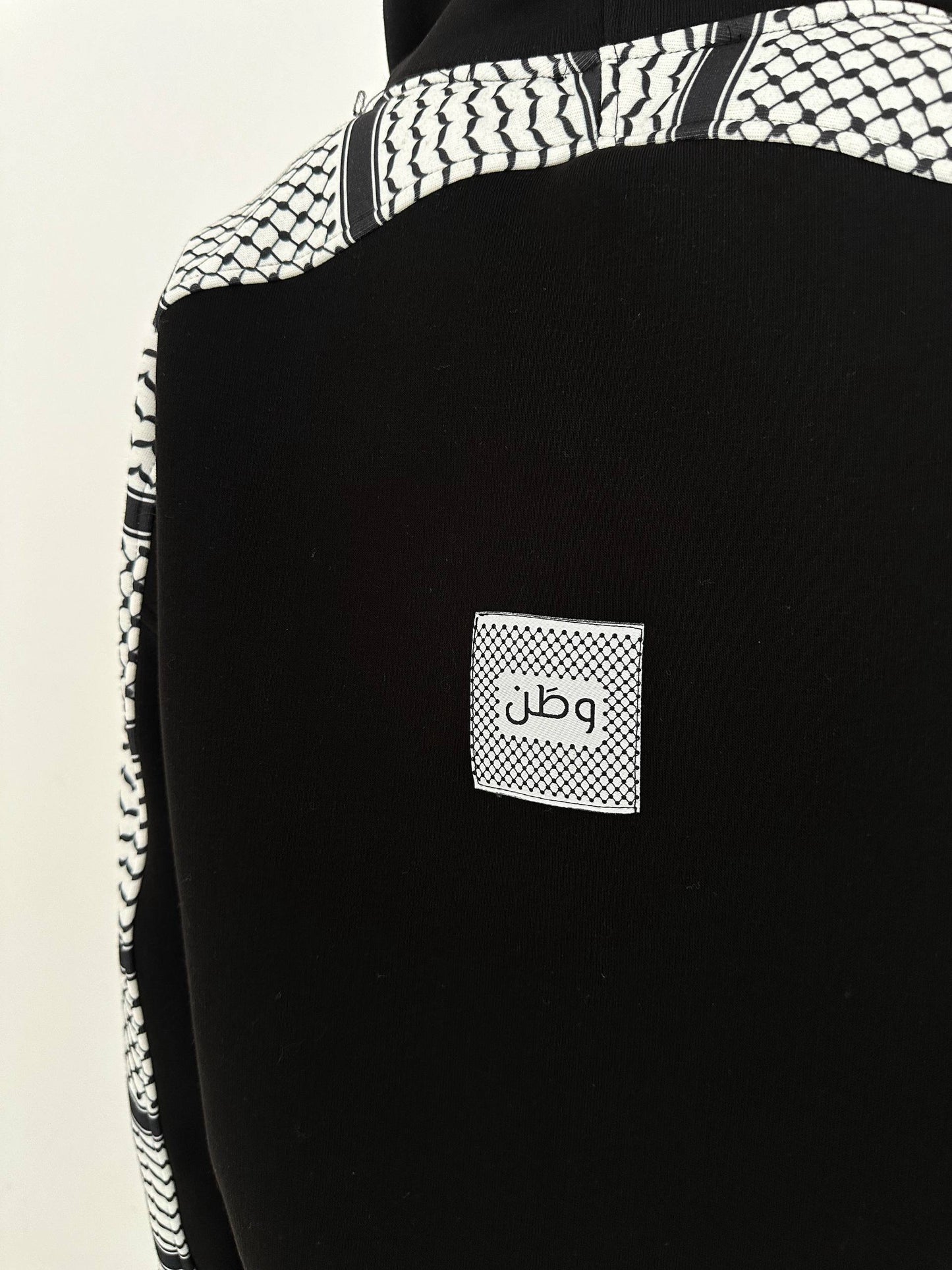 Watan Set - Winter - In Black