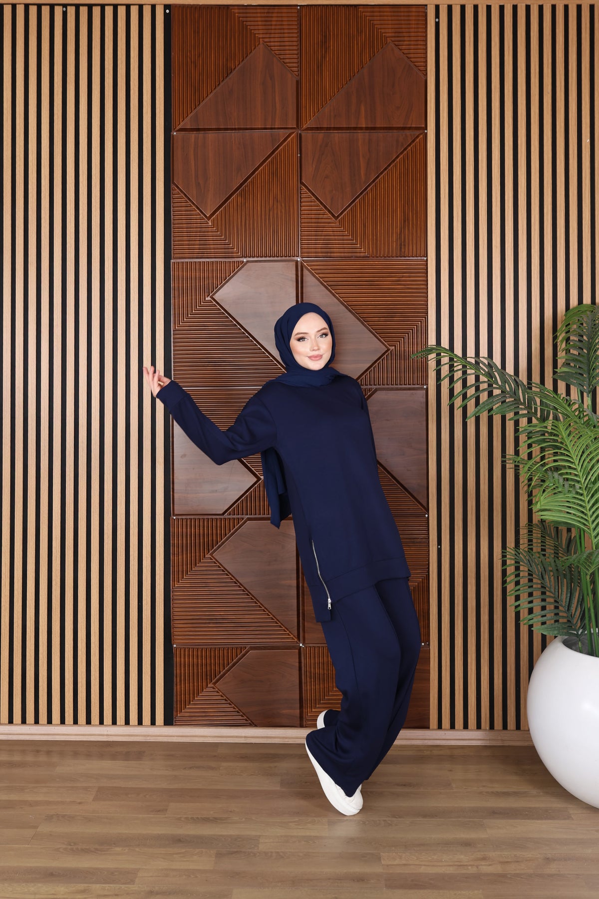 Lighted Oysho Set - By Farah