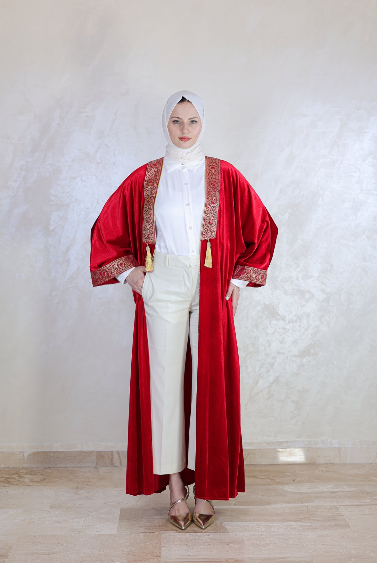 Al-Aroos Gold & burgundy Bisht