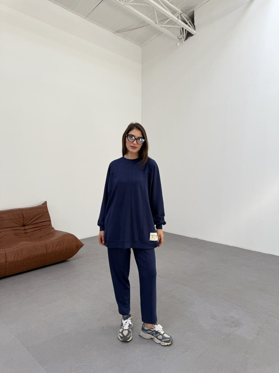 Modern Elegance Set with Chest Stripes | طقم الأناقة العصرية مع خطوط عند الصدر (5 colours)