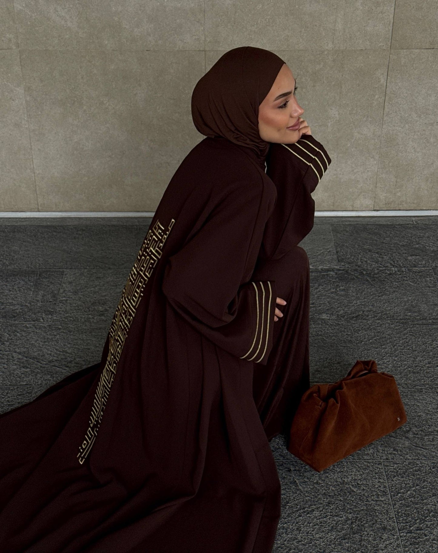 Abaya  Carrying The Spirit of My Homeland 's cities - عباية مدن بلادي