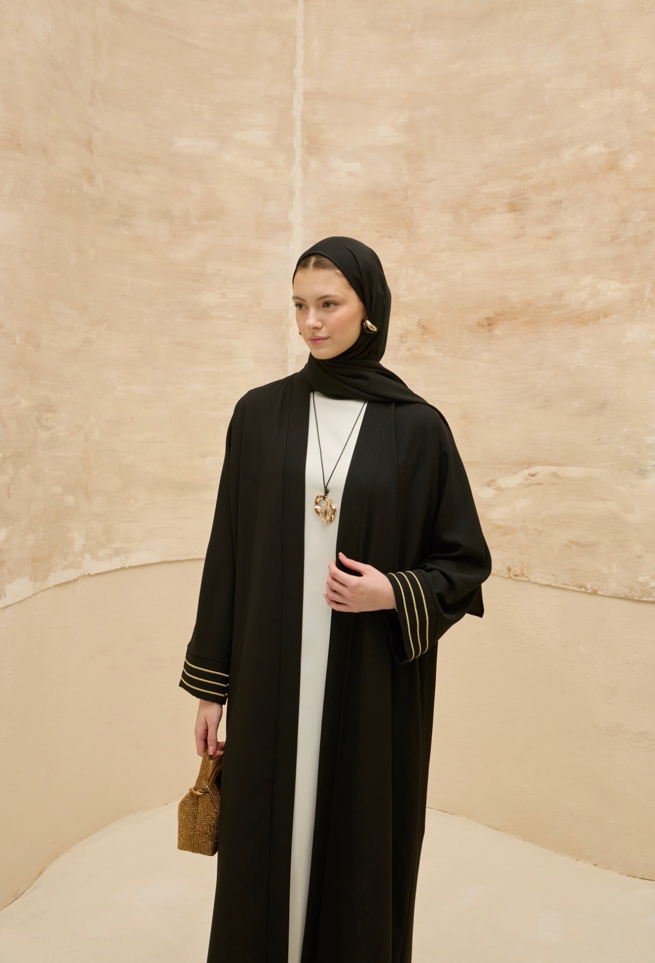Abaya Carrying The Spirit of My Homeland's cities - عباية مدن بلادي