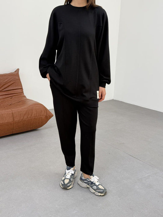 Modern Elegance Set with Chest Stripes | طقم الأناقة العصرية مع خطوط عند الصدر (5 colours)