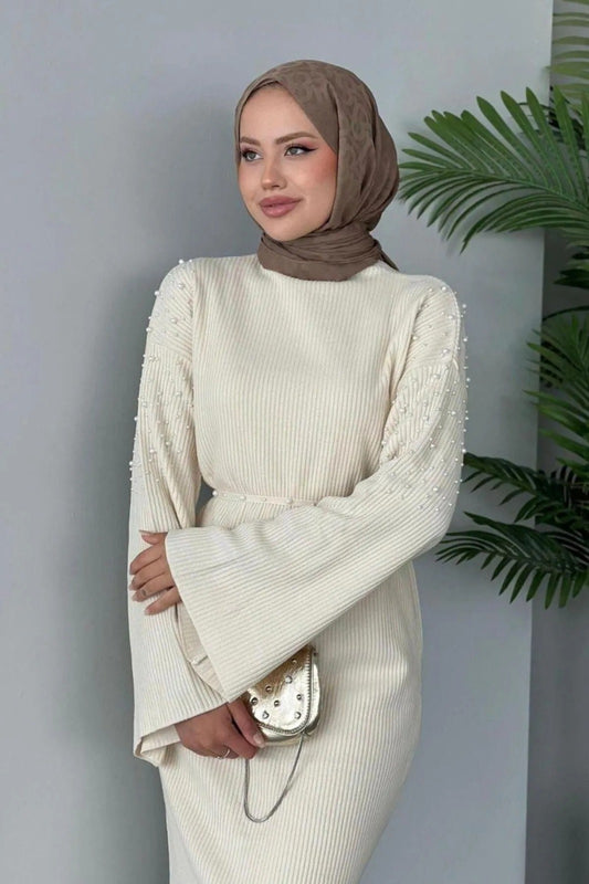 Pearl-embellished Light Knit Dress
