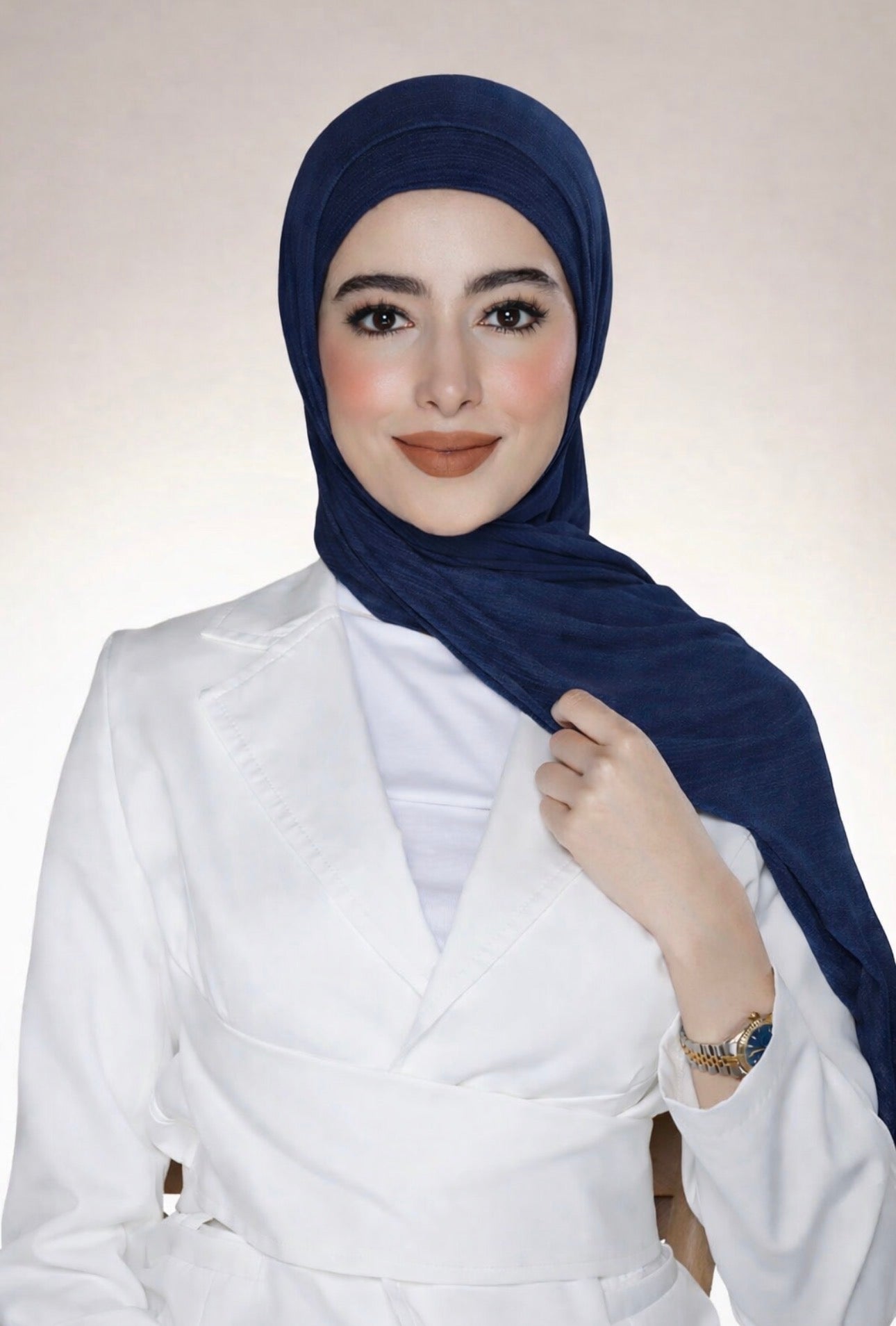 Al-Lolah hijab
