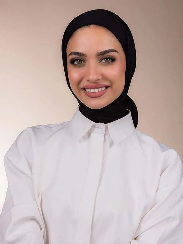 Triangular shaped hijab