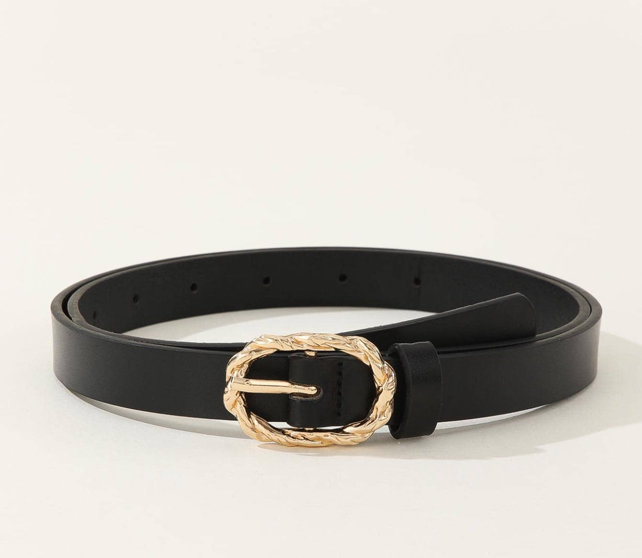 Elegant Black Leather Belt with Gold Textured Buckle – Classic and Stylish