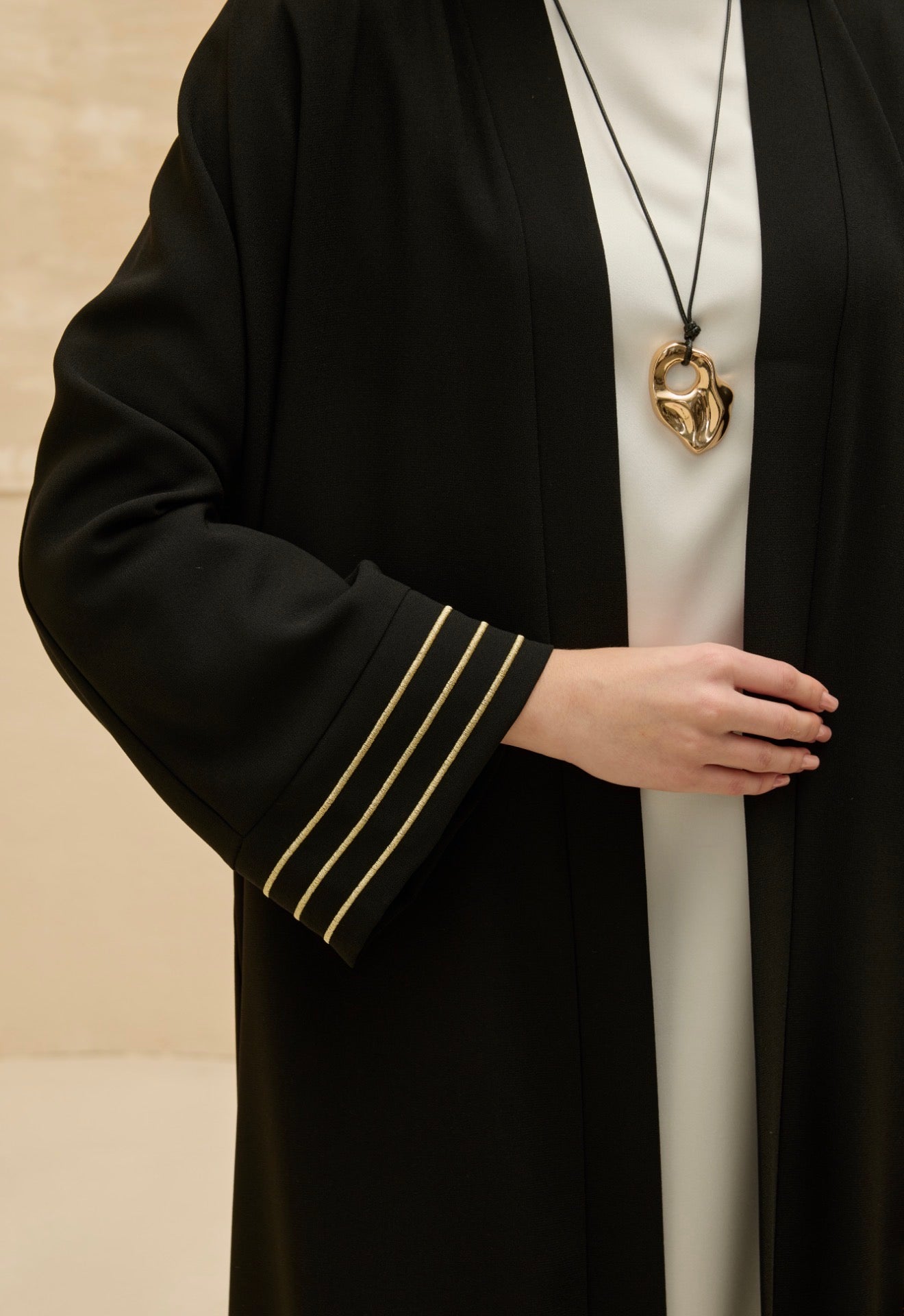 Abaya Carrying The Spirit of My Homeland's cities - عباية مدن بلادي