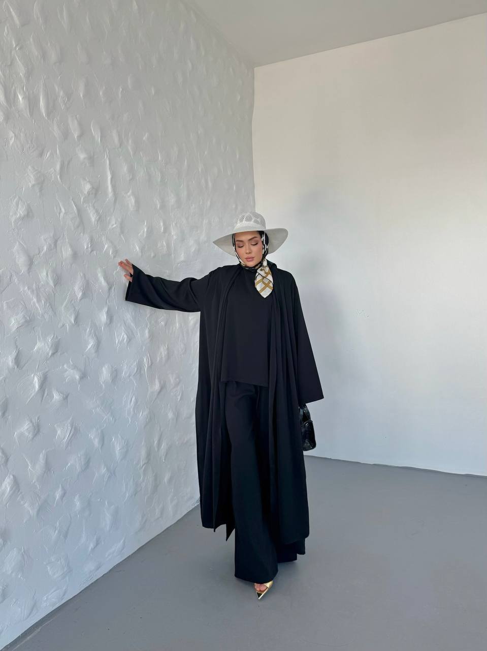 4-Piece Co-Ord Set | طقم كورد رسمي صيفي ٤ قطع بلوزة، بنطلون، عباية، وحزام