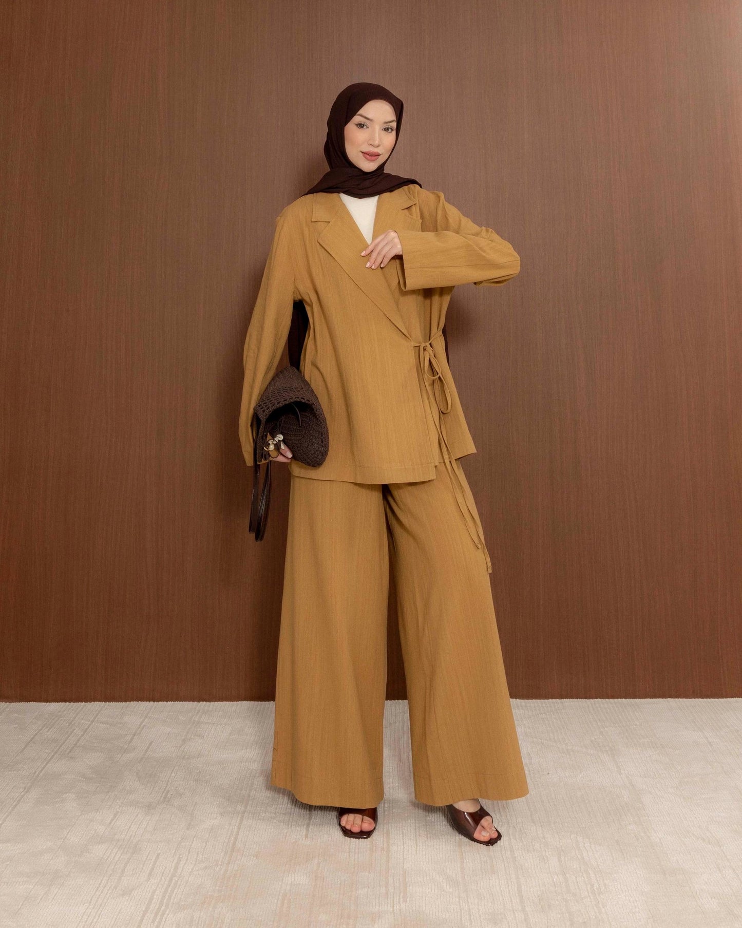 The Tie Detail Suit Set