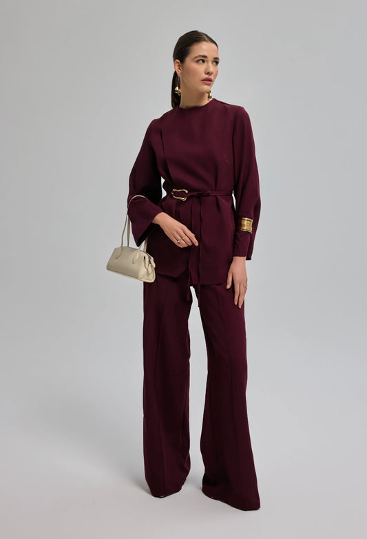 Formal Luxe Suit With Golden Belt