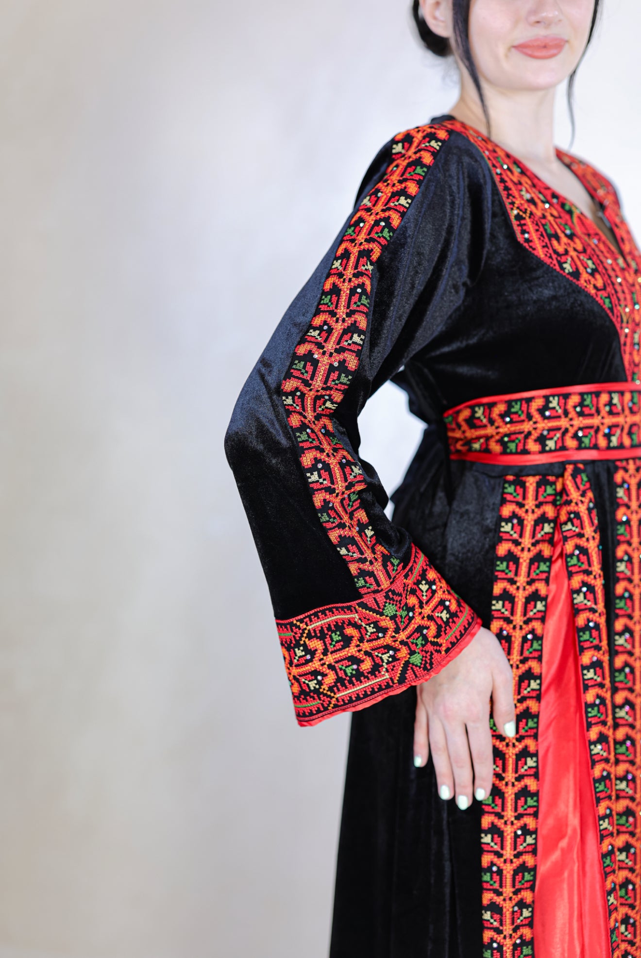 Thobe Threads of the Earth