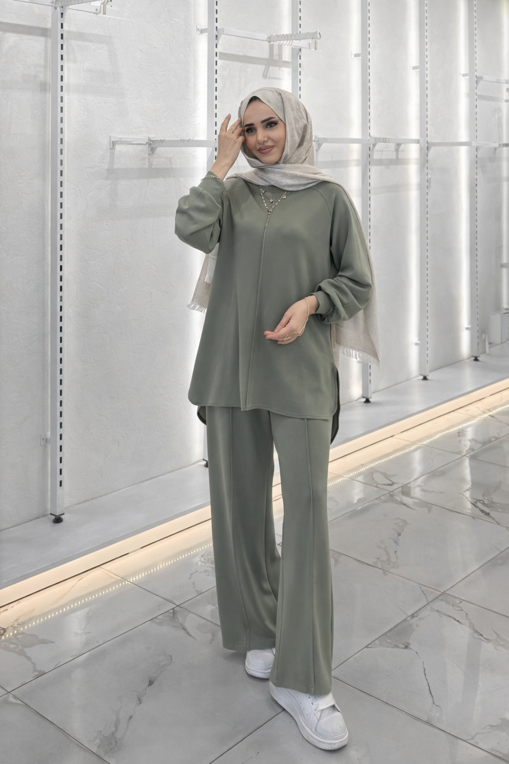 Oisho Sport Set With Line