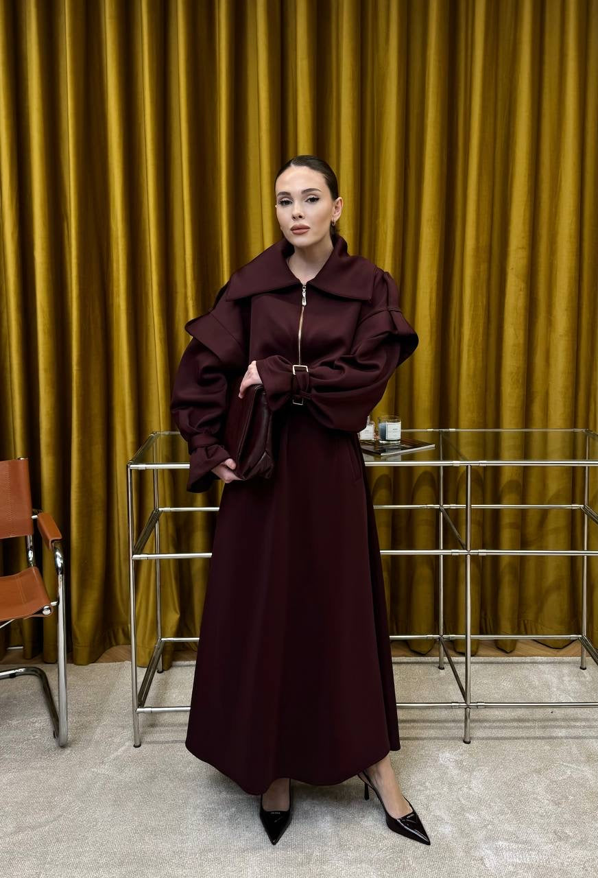 Chic and elegant belted dress