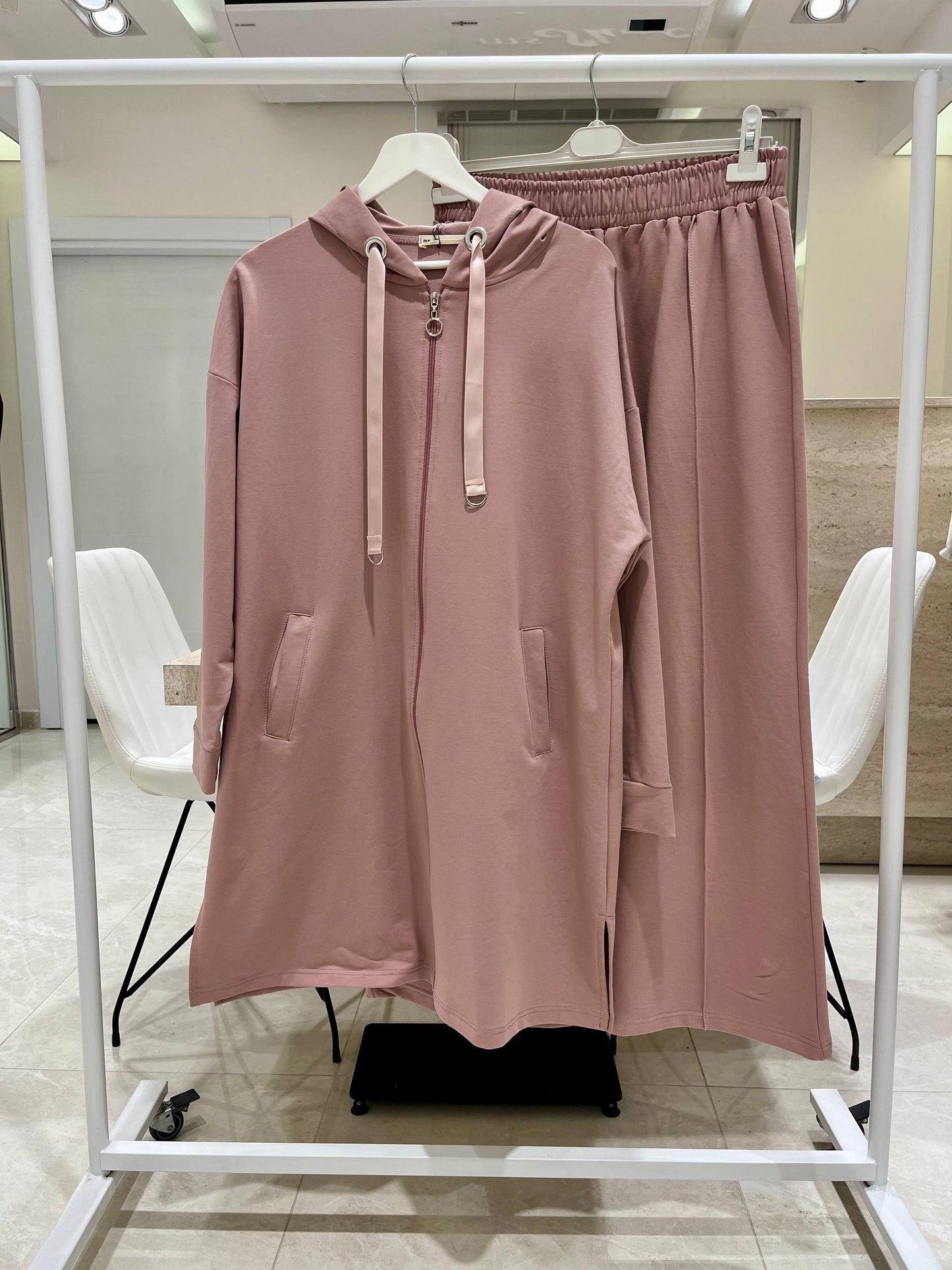 Modest - Cotton Suit