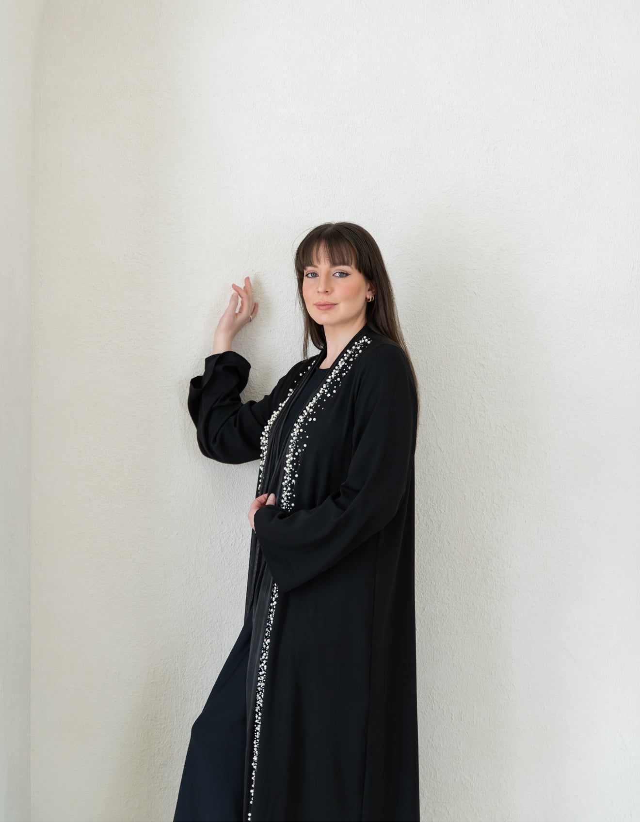 The Studded Pearl Abaya  - عباية اللُّؤلُؤ المرصوص