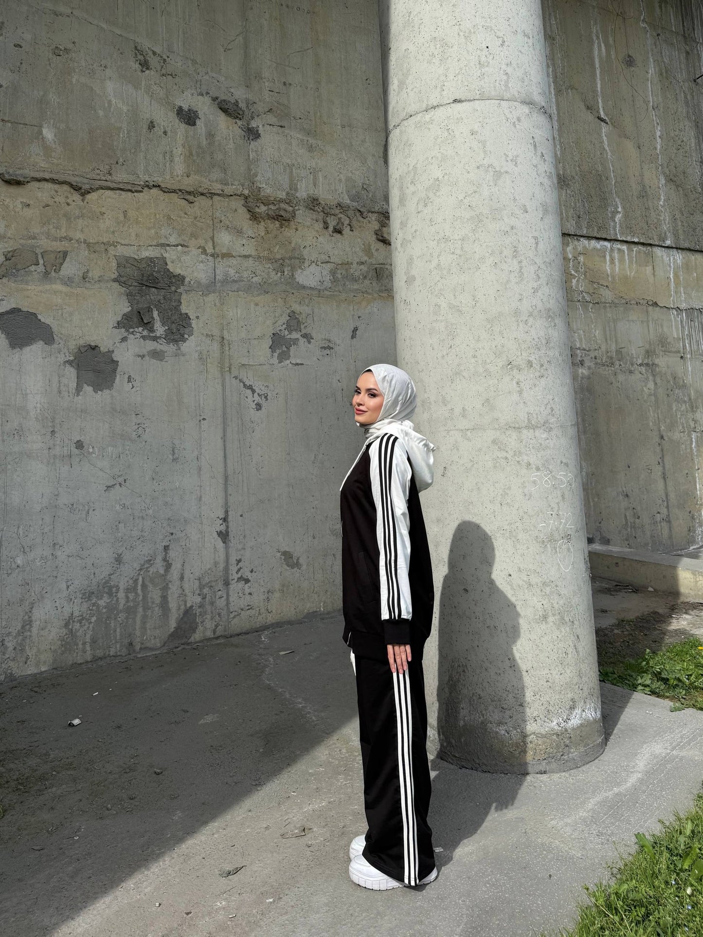 Classic Zip-Up Cotton Set