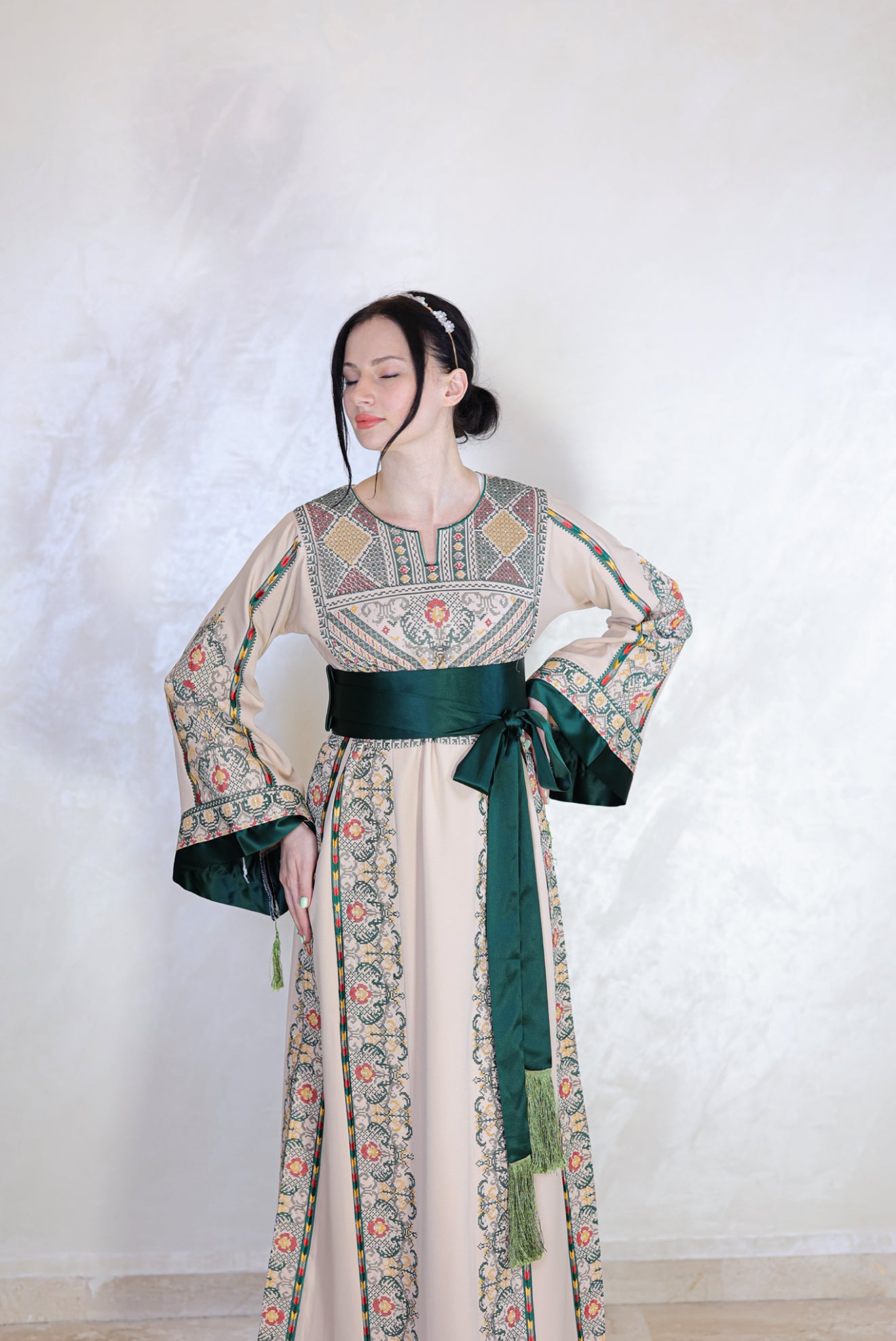 Thobe Ghusn AlZaytoun