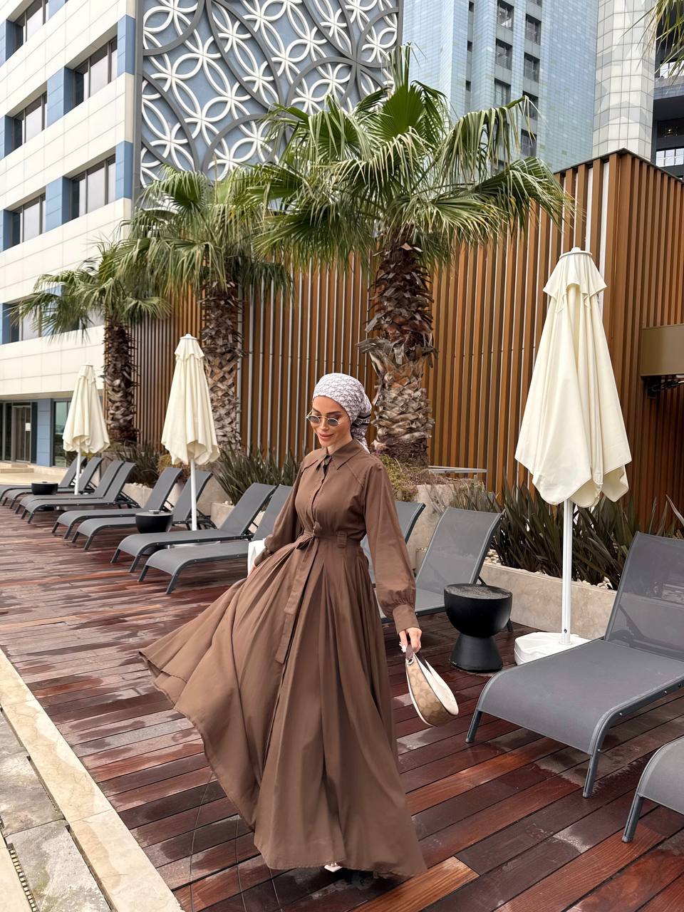 Elegant flared dress, fitted at the bust