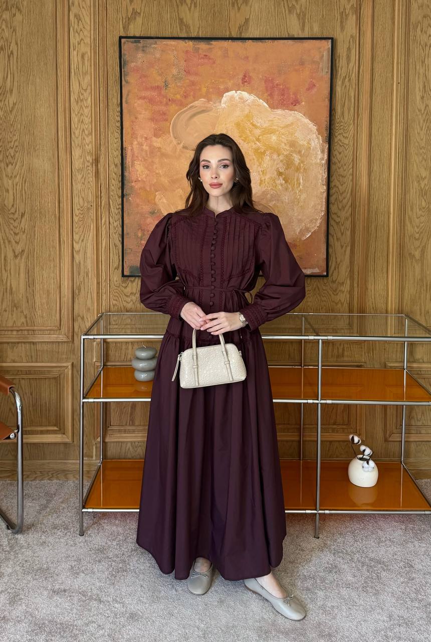 The Queen’s Quarters Dress فستان عرين الملكة