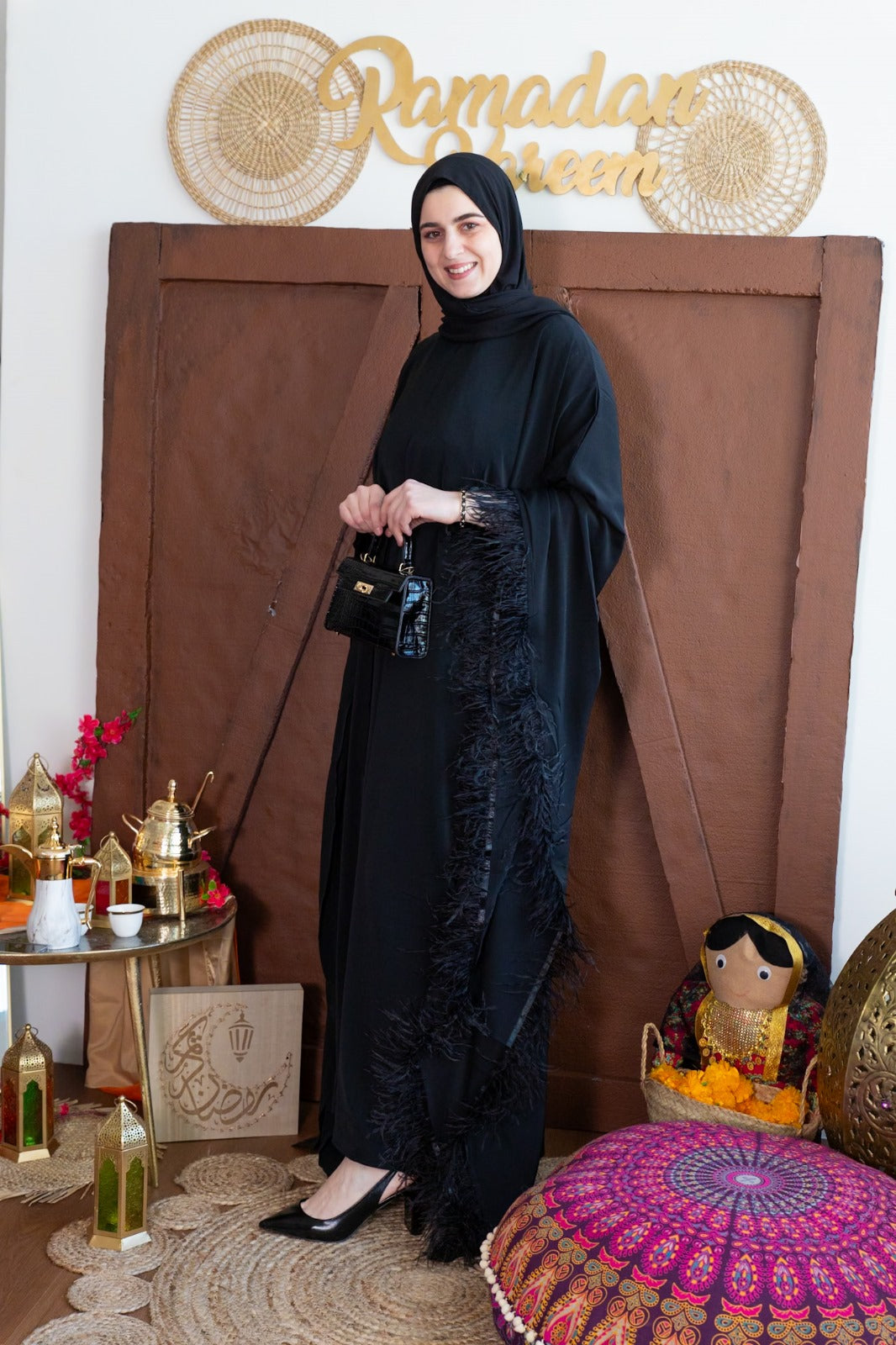 عباية الريش الملكي - Royal Feather Abaya