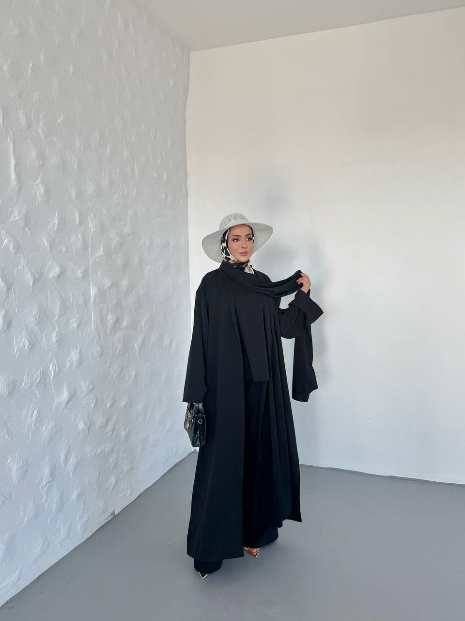 4-Piece Co-Ord Set | طقم كورد رسمي صيفي ٤ قطع بلوزة، بنطلون، عباية، وحزام