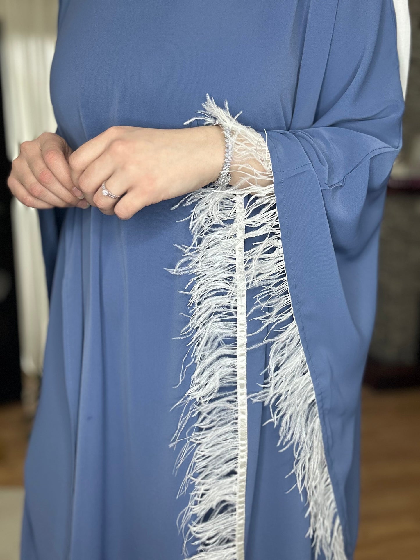 عباية الريش الملكي - Royal Feather Abaya