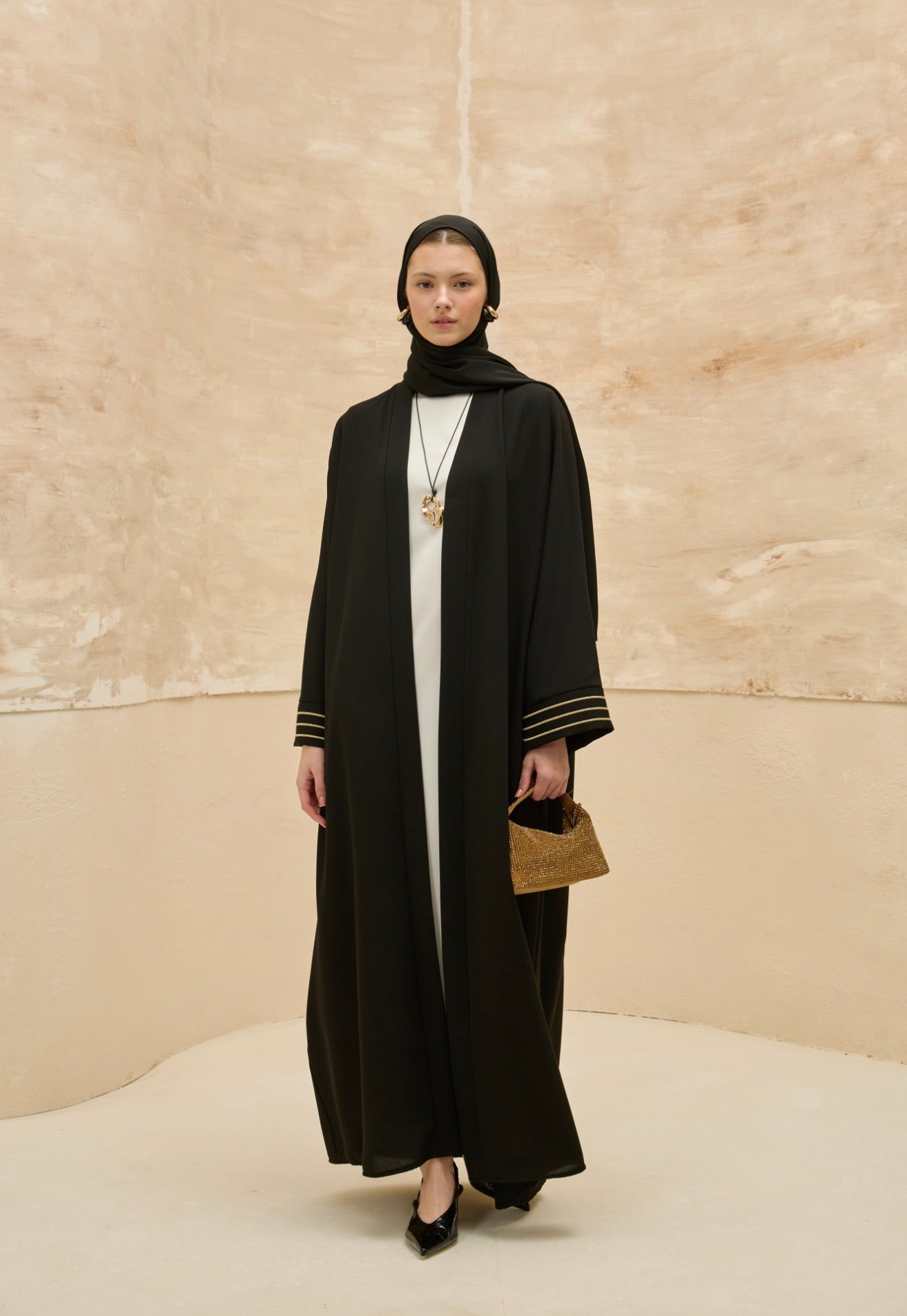 Abaya Carrying The Spirit of My Homeland's cities - عباية مدن بلادي