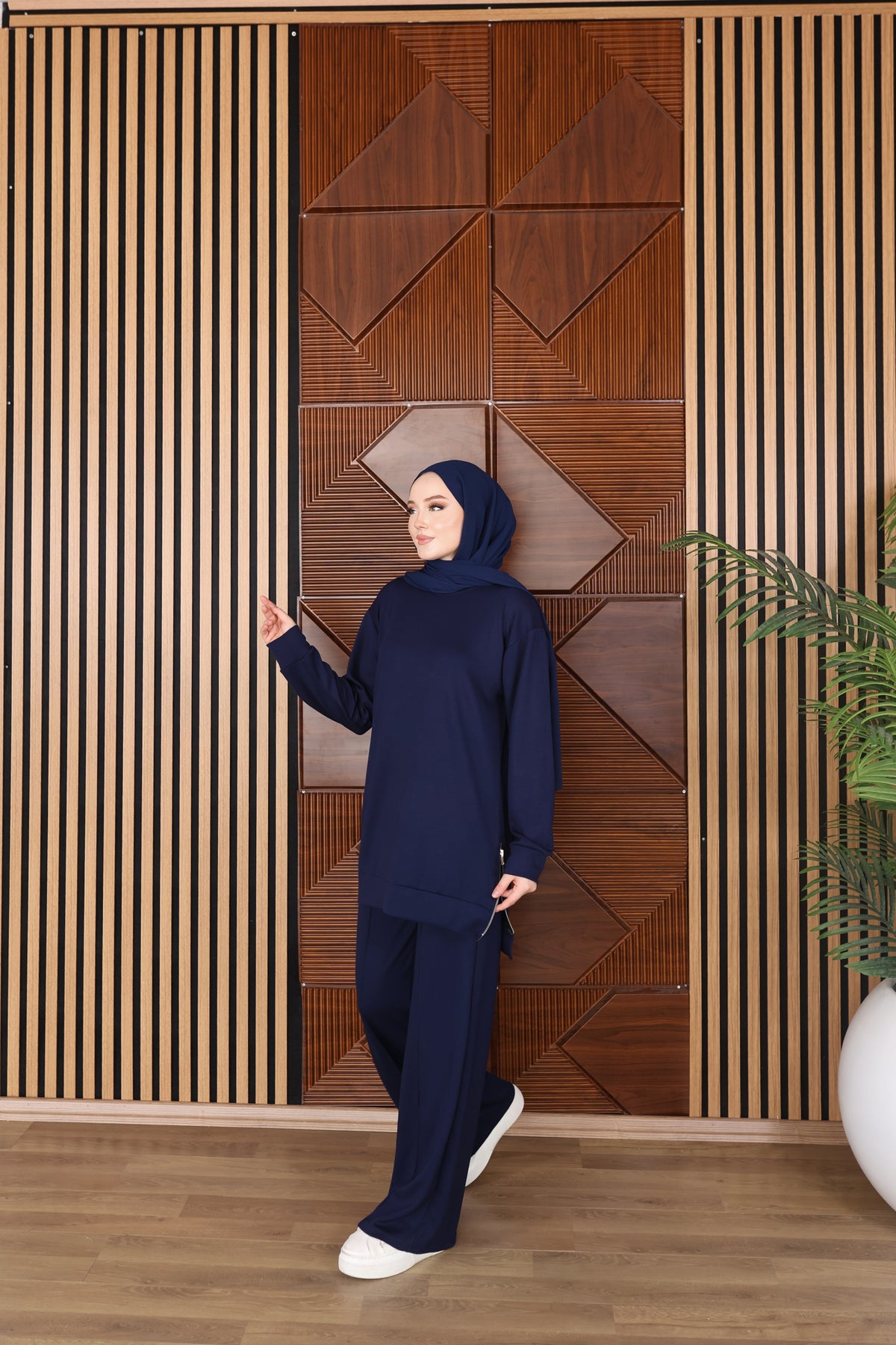 Lighted Oysho Set - By Farah