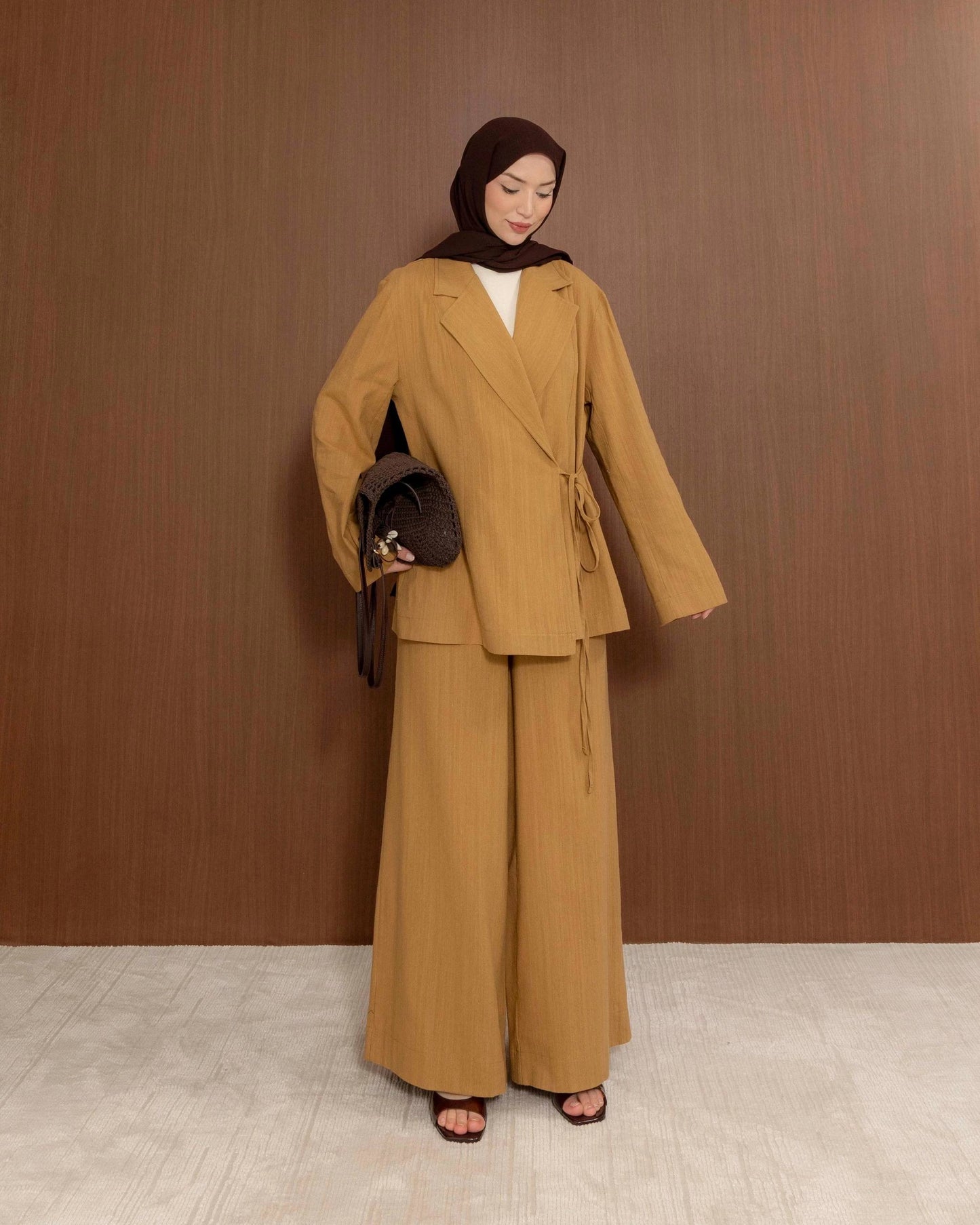The Tie Detail Suit Set