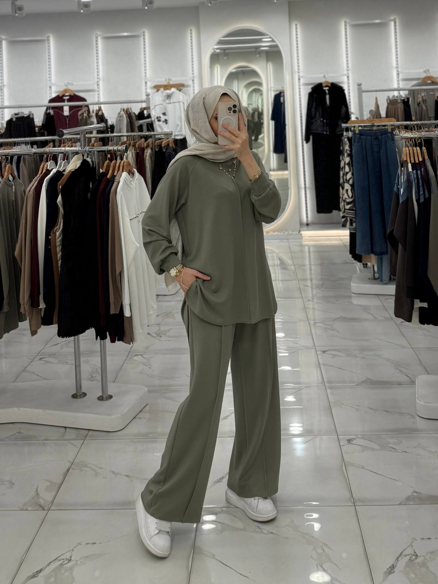 Oisho Sport Set With Line