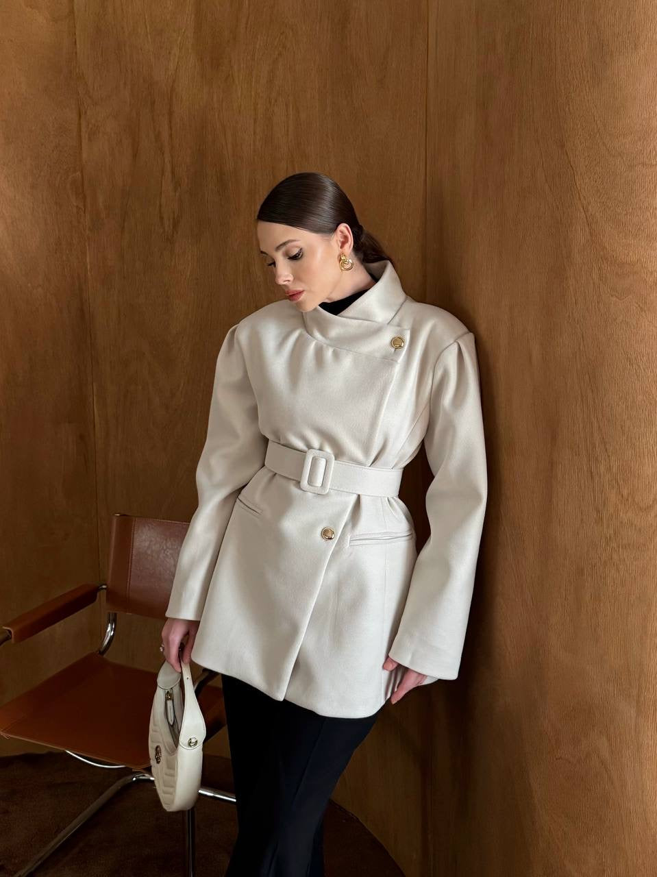 Elegant & Luxurious Winter Coat