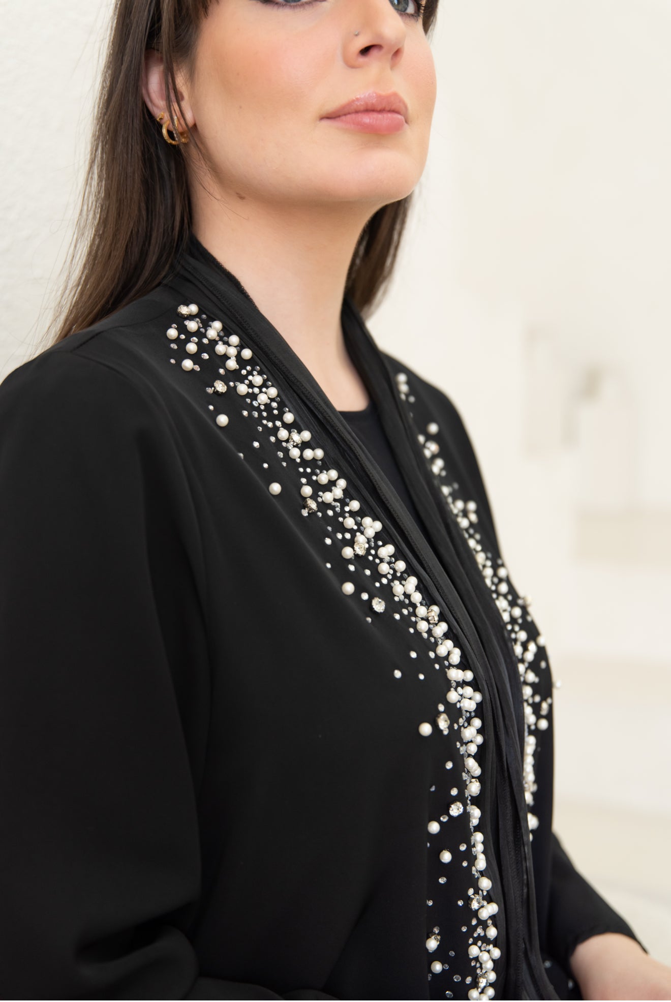 The Studded Pearl Abaya  - عباية اللُّؤلُؤ المرصوص