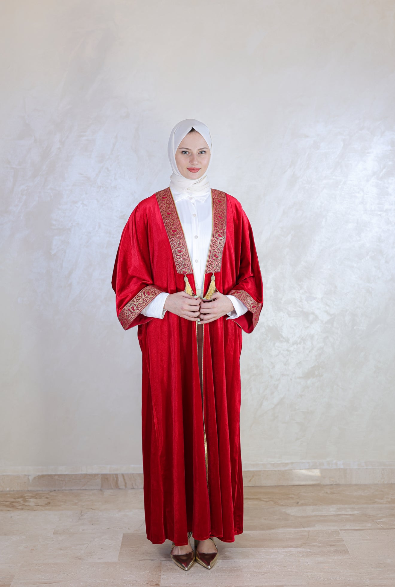 Al-Aroos Gold & burgundy Bisht