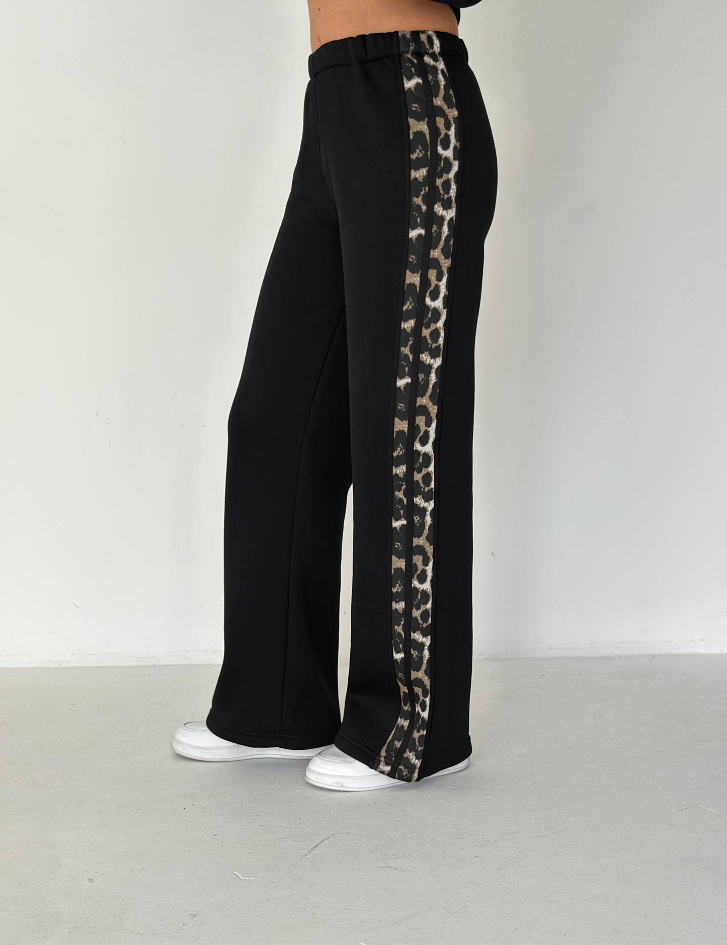 Tiger Style Fleece Suit