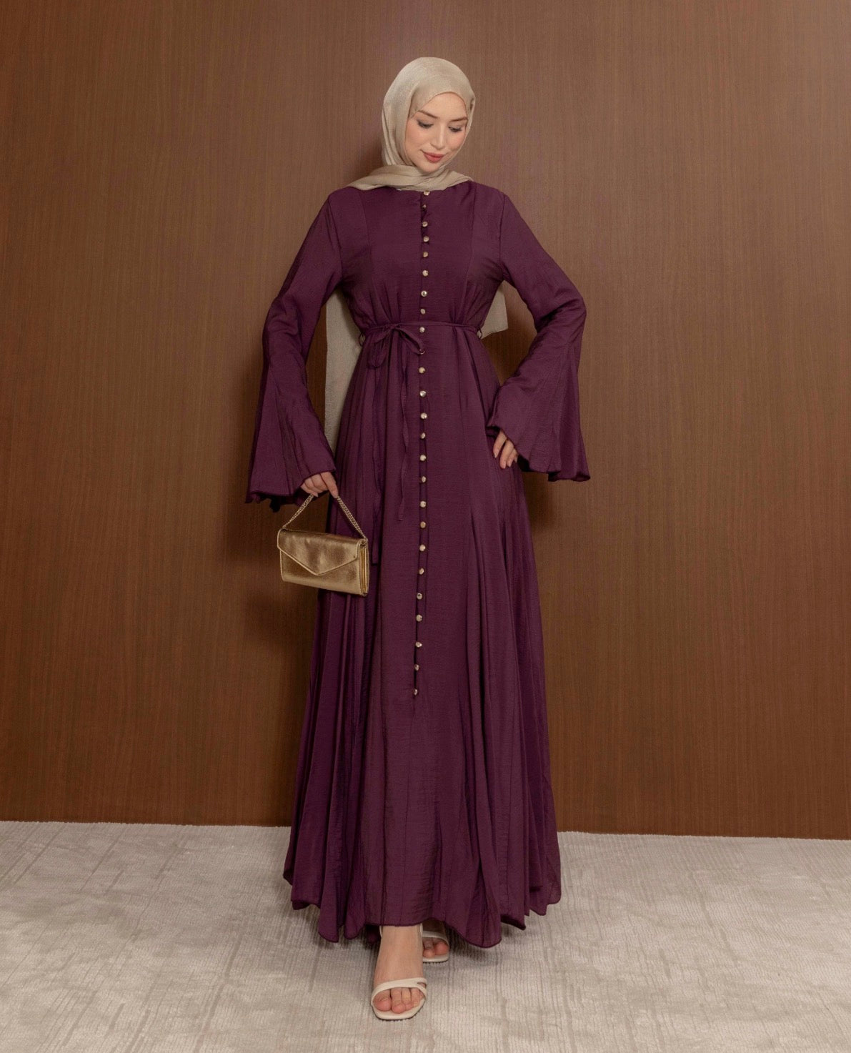Elegant dress with button details